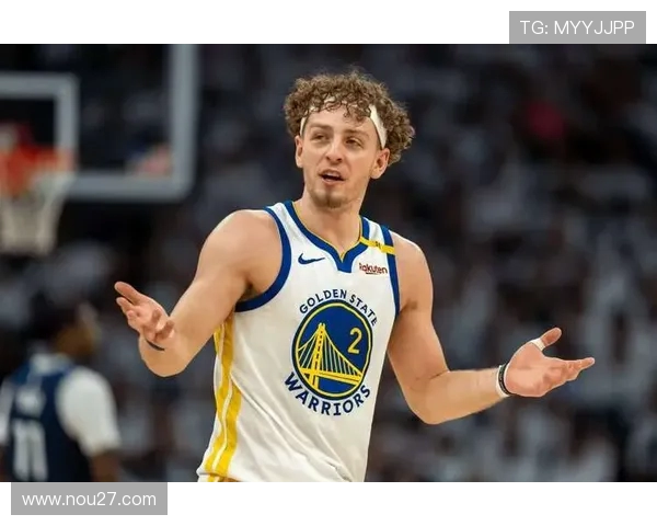 希尔德大学球衣在俄克拉荷马大学退役波杰姆库明加纷纷送上祝福与敬意